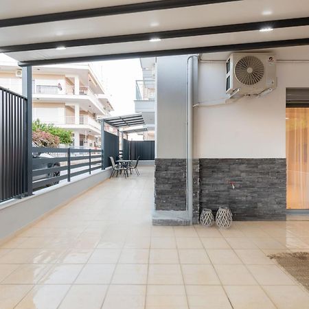 Sithoniars Luxury Ground Floor Apartment With Private Garden ネオス・マルマラス エクステリア 写真