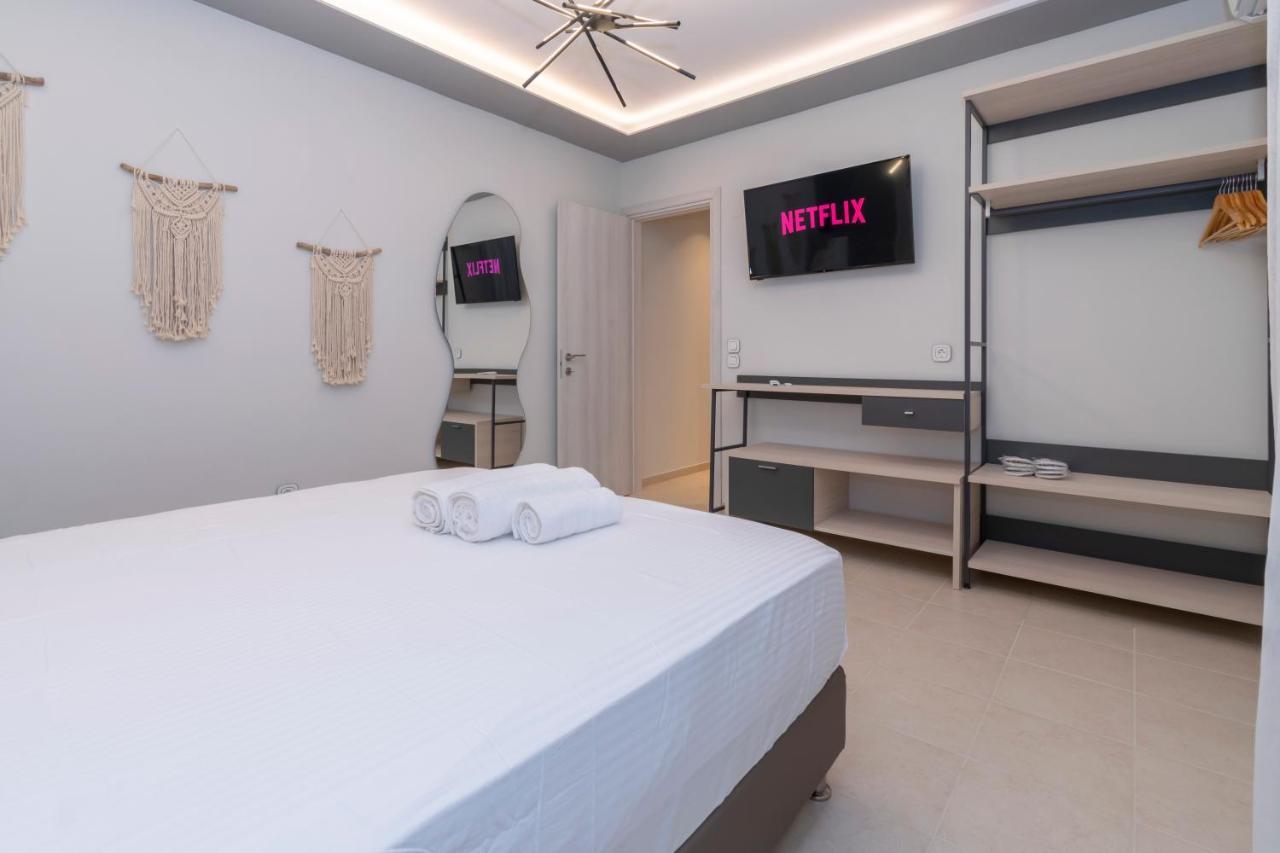 Sithoniars Luxury Ground Floor Apartment With Private Garden ネオス・マルマラス エクステリア 写真