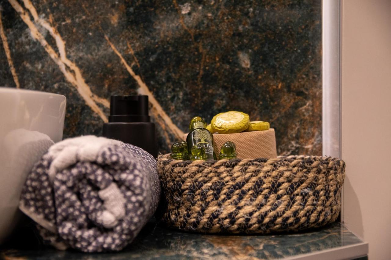 Sithoniars Luxury Ground Floor Apartment With Private Garden ネオス・マルマラス エクステリア 写真