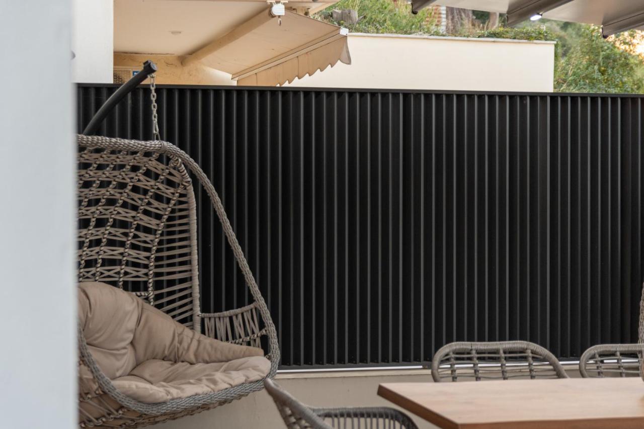 Sithoniars Luxury Ground Floor Apartment With Private Garden ネオス・マルマラス エクステリア 写真